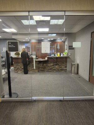 Checking in at this 4th Silver Pine Medical Group Location for My Urgent Healthcare Appointment. Mask On! 1/5/2026