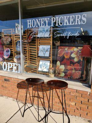Honey Pickers Thrift Store