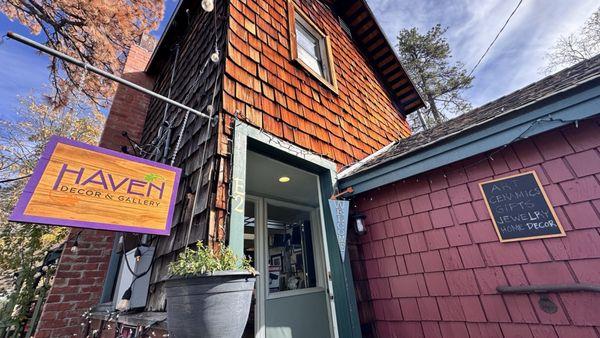 Haven Decor & Gallery