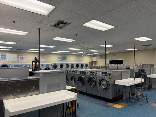 Mayflower Coin Laundry