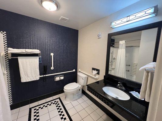 7/21/25 FYI. Good size room.