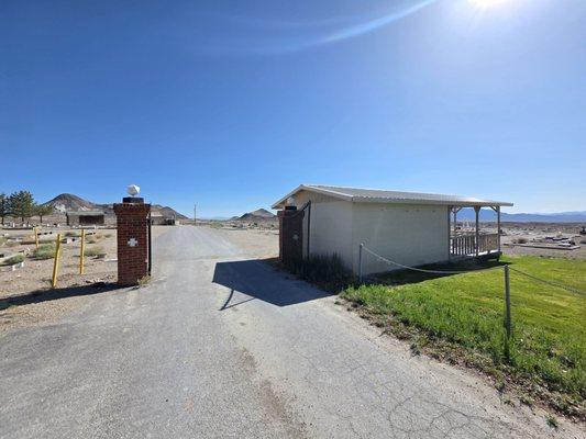 Entrance to the Tonopah Cemetery 1