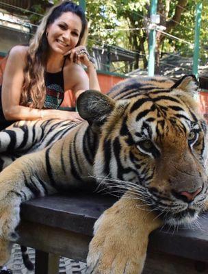 Island Royalty Eyelashes