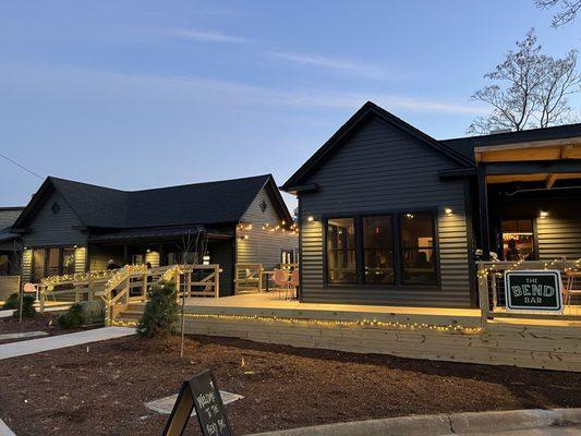 The Bend Bar