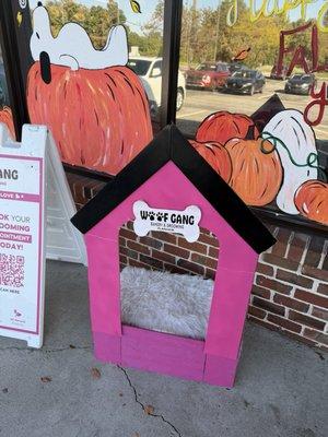 Woof Gang Bakery & Grooming