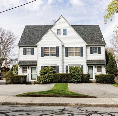 Hilary Marshall-RE/MAX Professionals