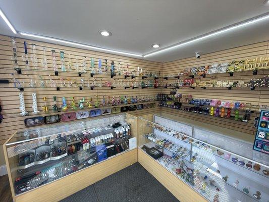 Exotic Clouds Smoke Shop