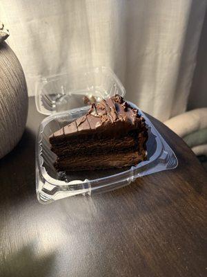 Chocolate cake (not the exact name)