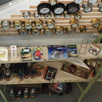 Oooh! Sexy clocks and sextants for serious and not-so-serious sailors. Check out the curves on those hourglasses!