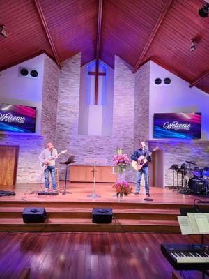 Worship music at Portland Gospel Church