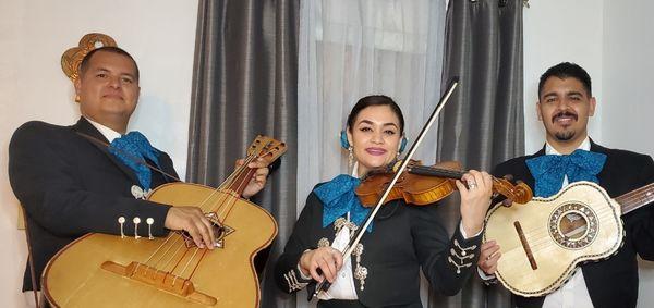 Mariachi Trio