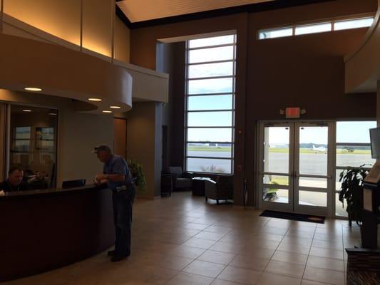 Lake City Gateway Airport (LCQ)