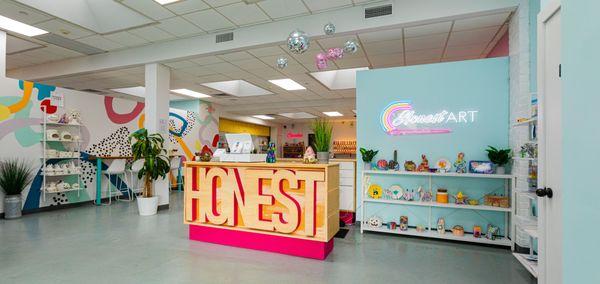 Entrance of Candle, Mosaic, & Pottery Studio.