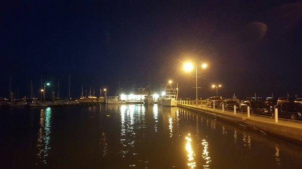 L-Head Seafood & Bait House