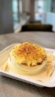 The Screaming Parrots Cafe