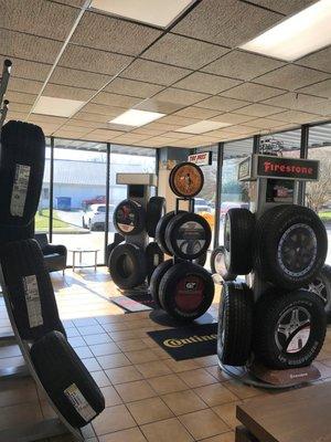 Gwinn's Tire Pros & Alignment