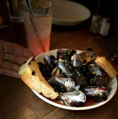 HUB Restaurant & Ice Creamery