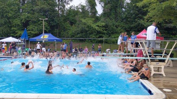 Flower Valley Bath & Raquet Club