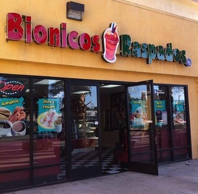 Bionicos Y Raspados "The churreria"