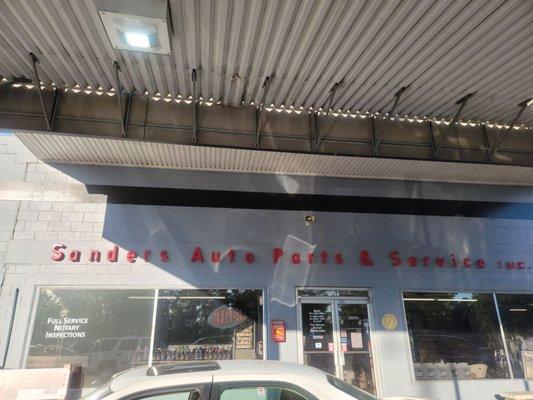 Sanders Auto Parts & Service