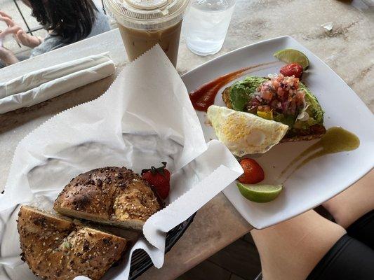 Nomad Cafe & Eatery