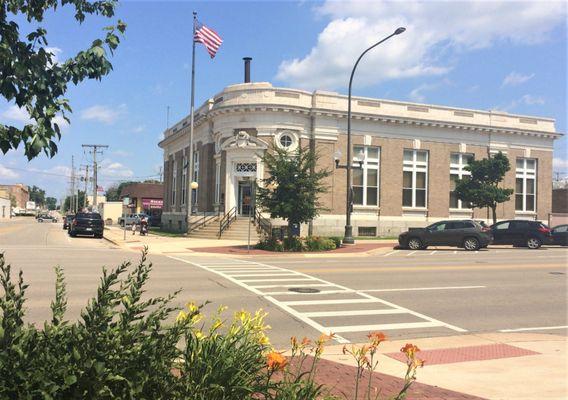 Historic Old Post Office
200 South State Street
Belvidere, IL 61008