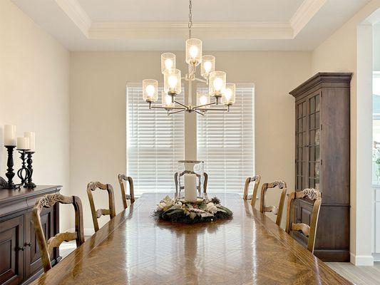 Hunter Douglas EverWood® Composite Wood Blinds for Dining Room in Castle Rock, Colorado