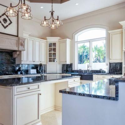 Eleasar & Rosalina Sisneros