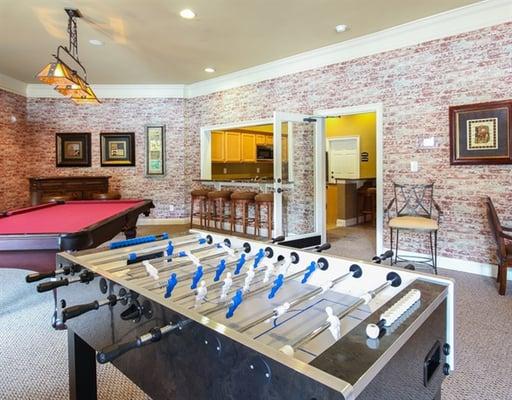 Lounge with billiard table