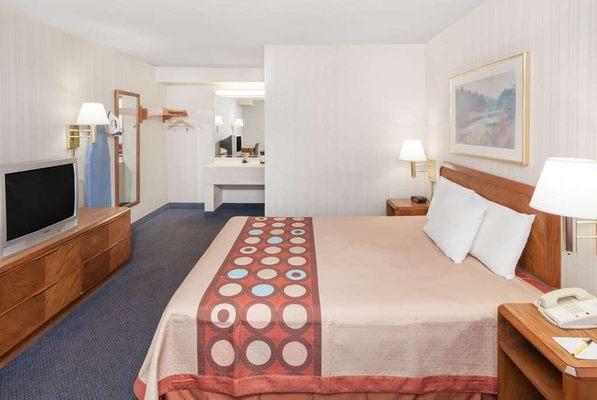 Travelodge By Wyndham Fort Wayne North