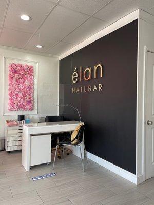 Elan Nailbar