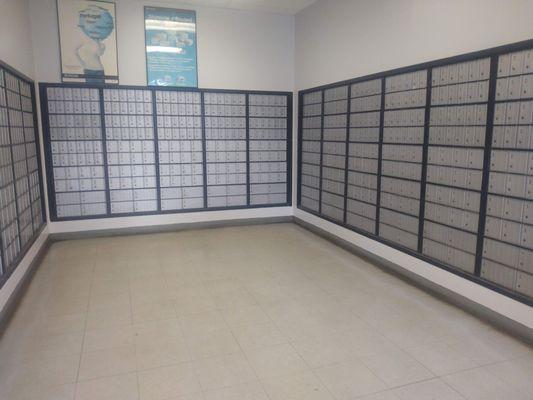 Just your typical post office.