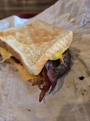 Always get treated right!!! Jaxks on Lorna in Hover Al.