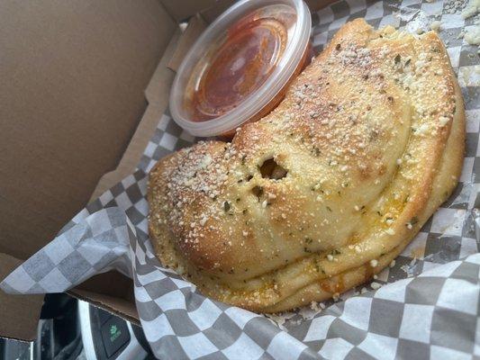 Pepperoni Calzone