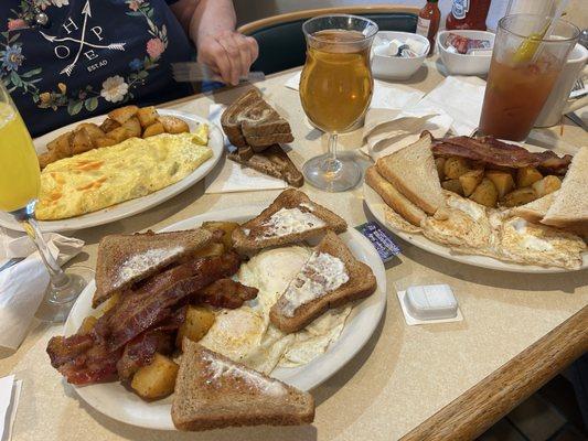 Broadway special Western omelette