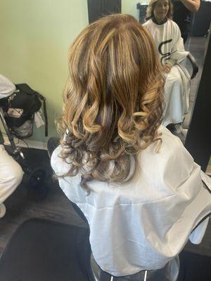 Vis a Vis Hair Studio