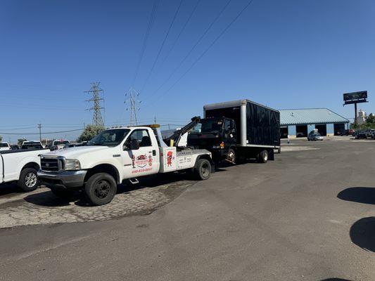 Dave and Sons Towing