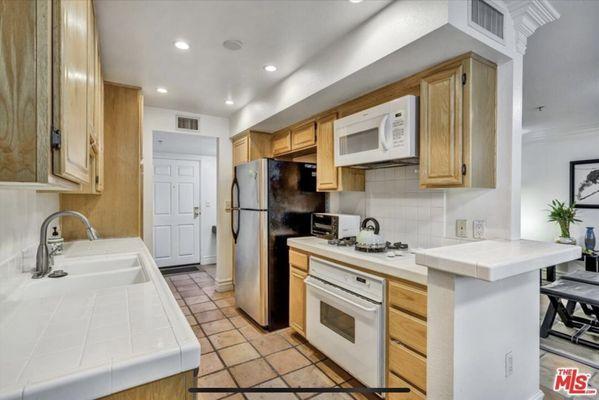 Uptown Water and Mold