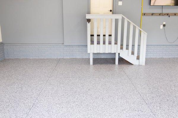 Hello Garage of Omaha