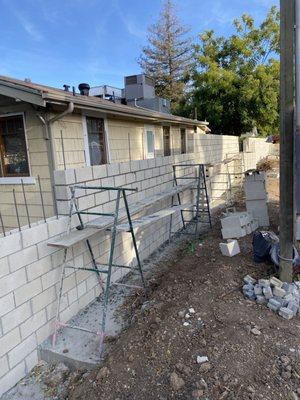 500 linear feet of block wall