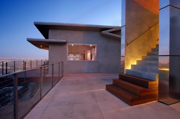 Sunset Plaza Exterior