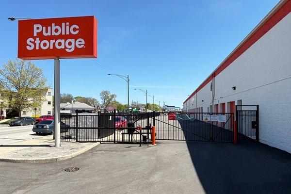Public Storage