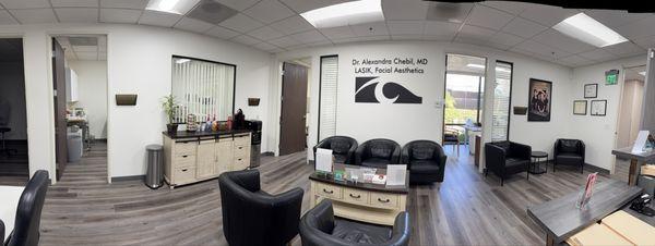 Come and see us and learn if you qualify for LASIK or PRK to see clearly without glasses or contact lenses.