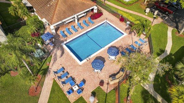 Crystal Palms Apartments