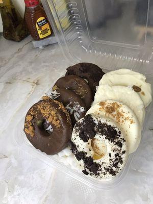 Sparkles & Cupcakes Sweets