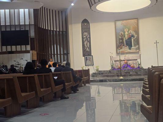 Holy Family Catholic Church