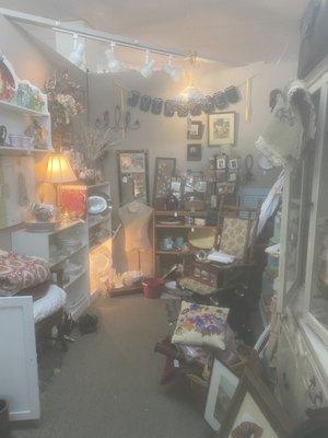 Bay Area Auction & Antique Marketplace