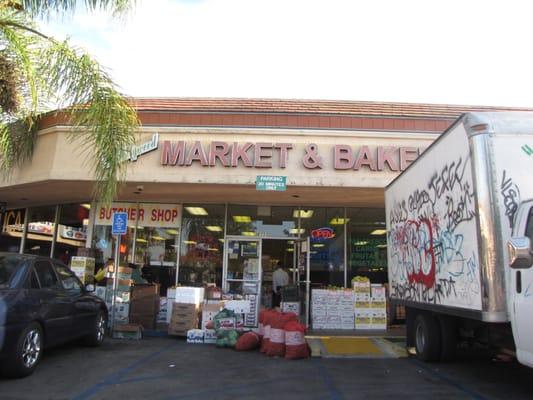 North Hollywood Market