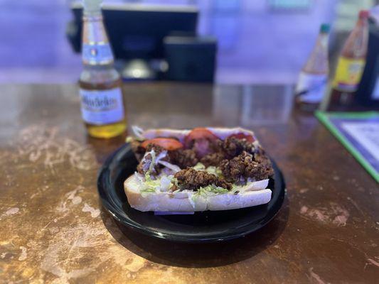 Daisy's Po' Boy and Tavern