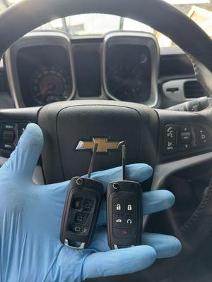 New Chevy key fobs - before and after replacement.